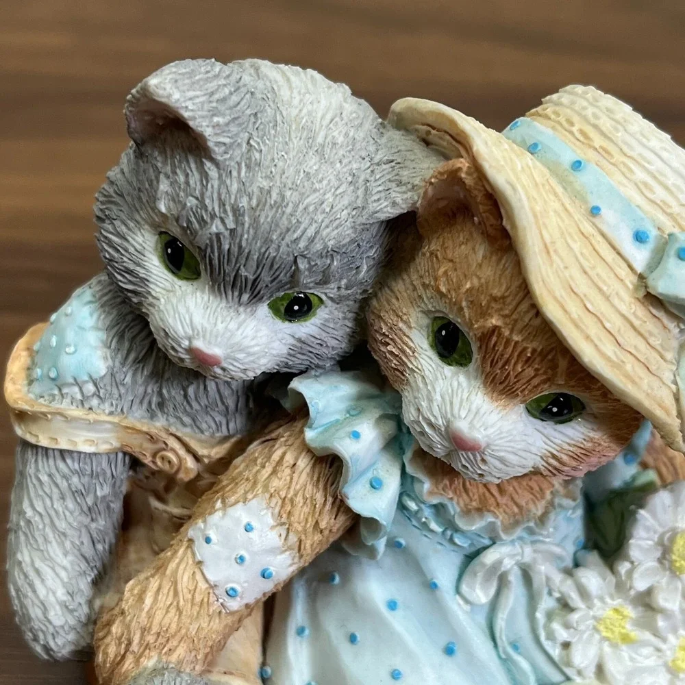 Vintage Calico‎ Kittens figurines 1993 Friendship Lot of Two